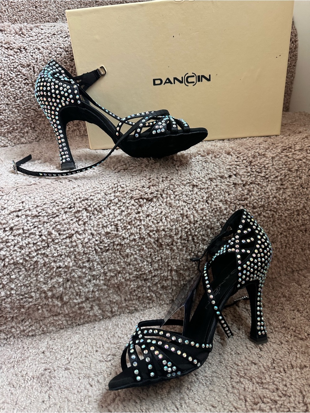 Ballroom shoes by Dan(c)in